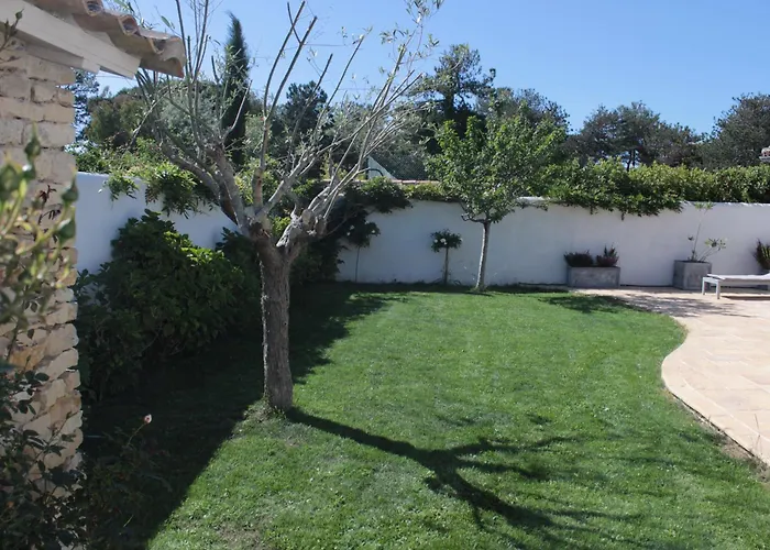 Charming And Tranquil In Portes En Re - 5 Bed *